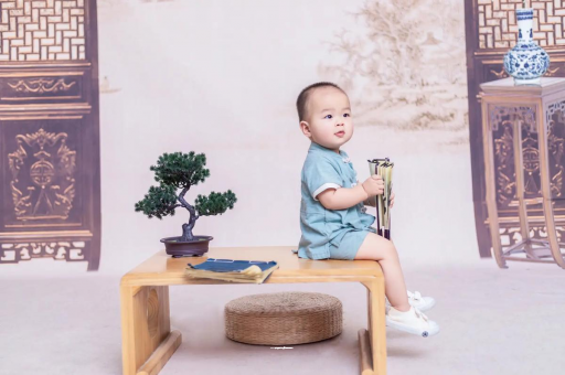 百色宝宝几个月认人